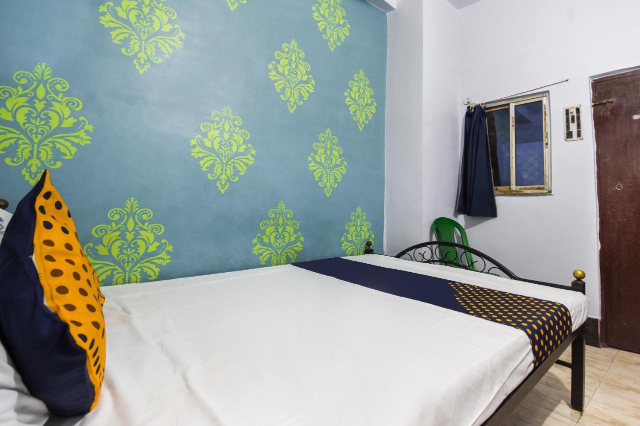 Spot On 70605 Taj Guest House Колката Екстериор снимка