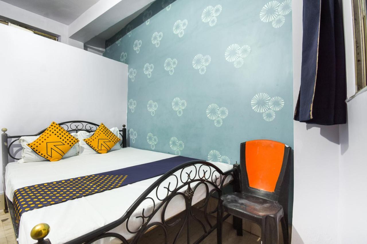 Spot On 70605 Taj Guest House Колката Екстериор снимка