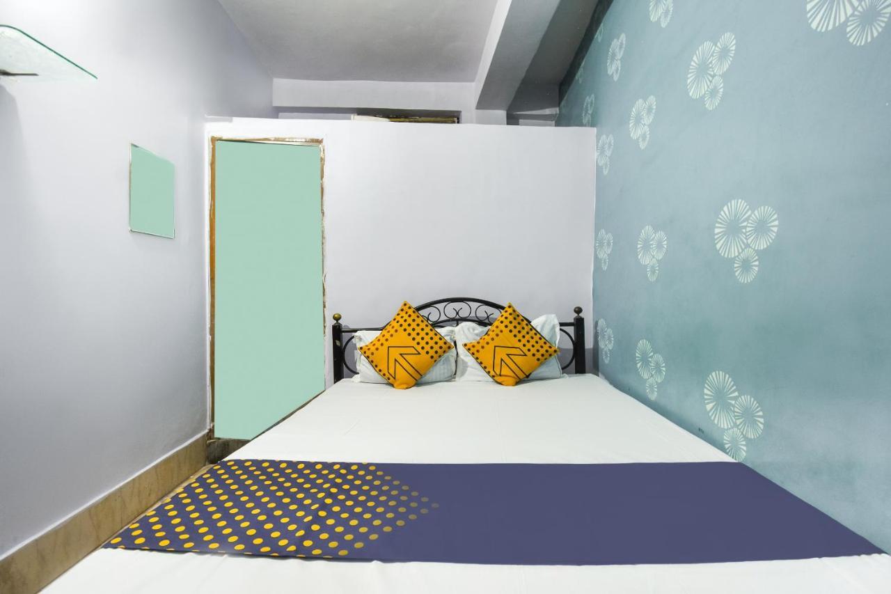 Spot On 70605 Taj Guest House Колката Екстериор снимка